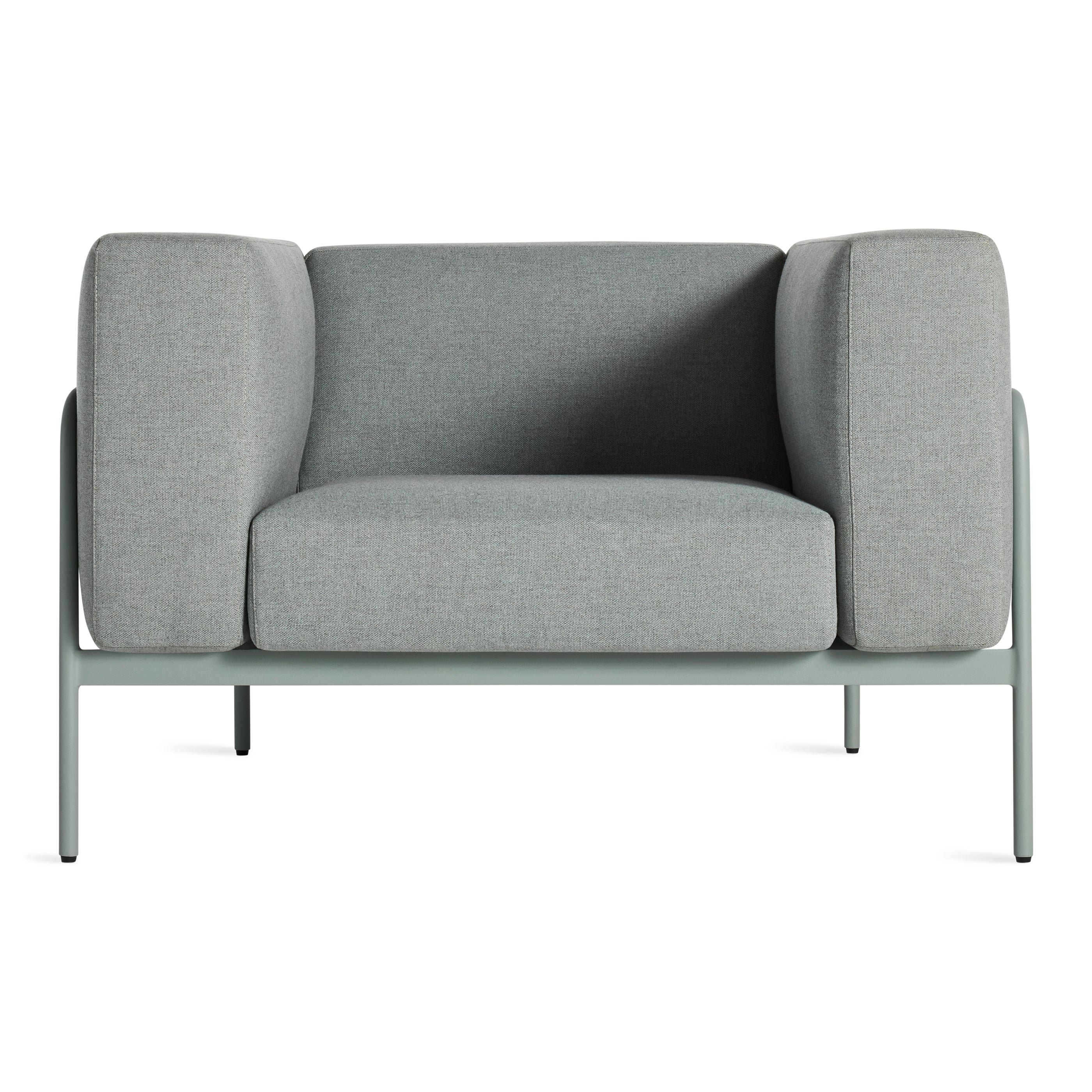 Cache Lounge Chair