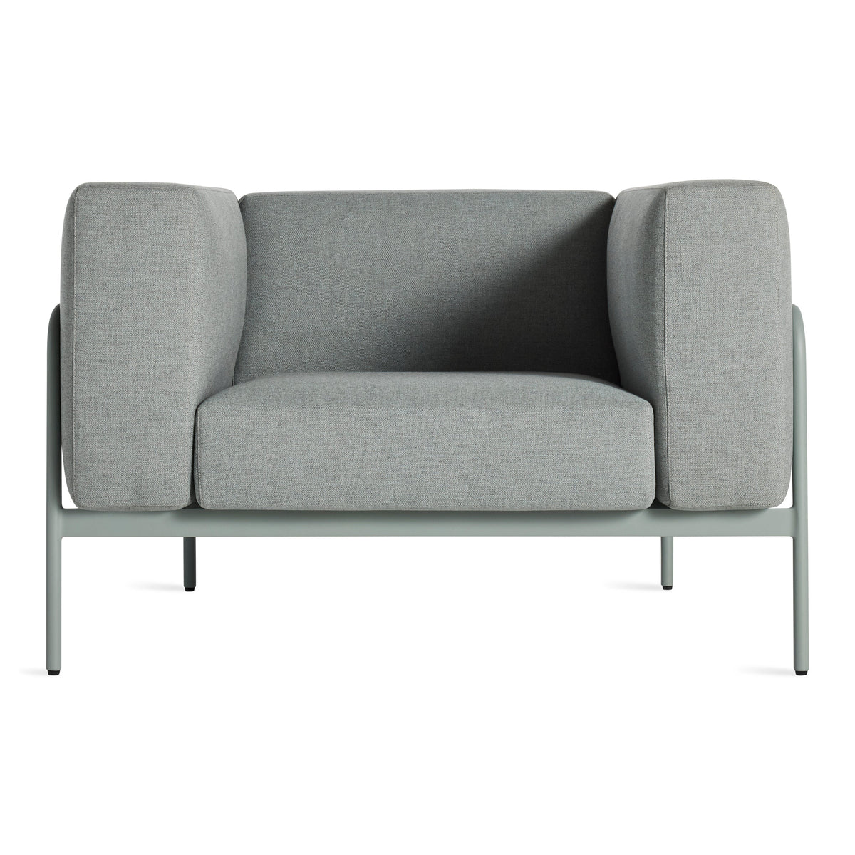 Cache Lounge Chair