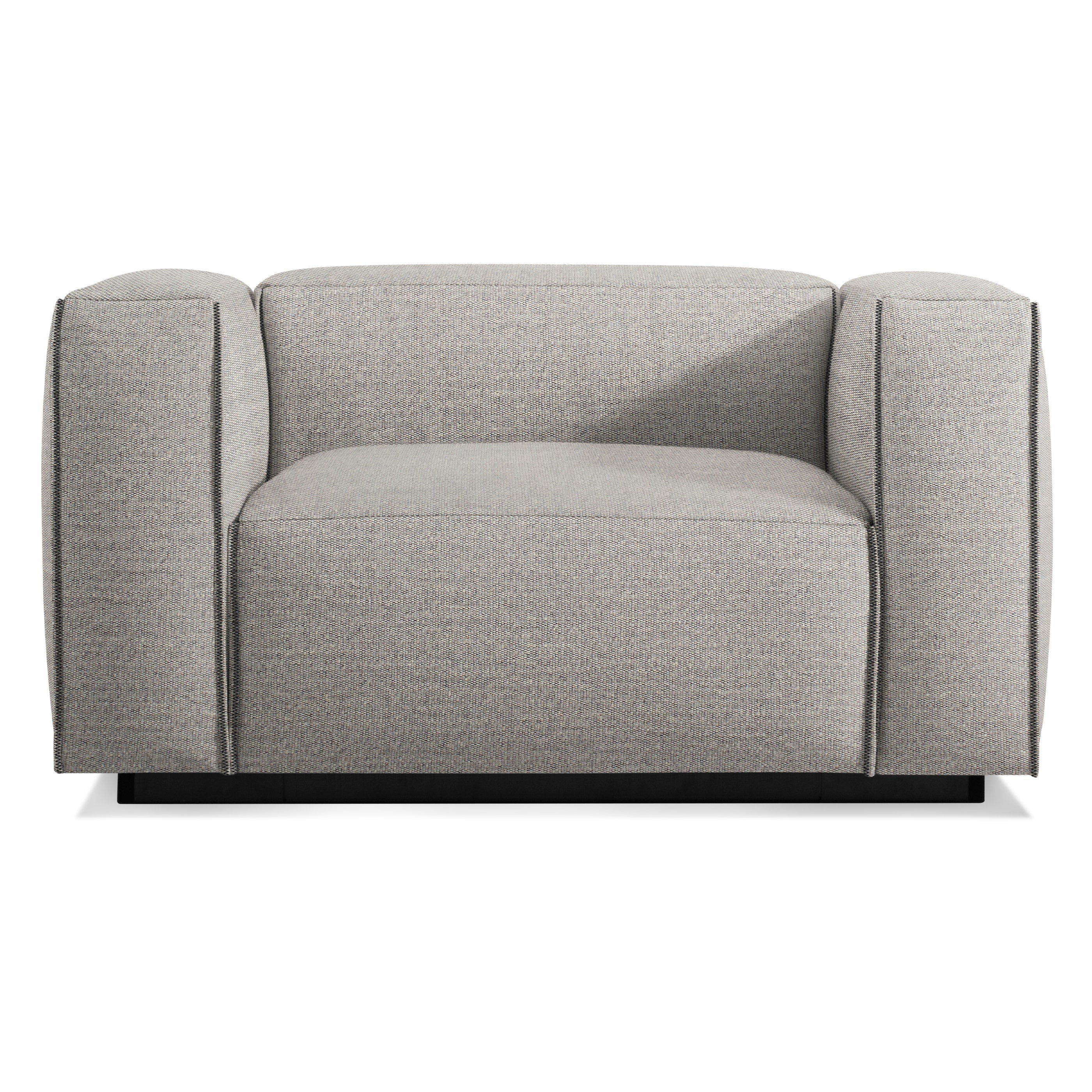 Cleon Lounge Chair