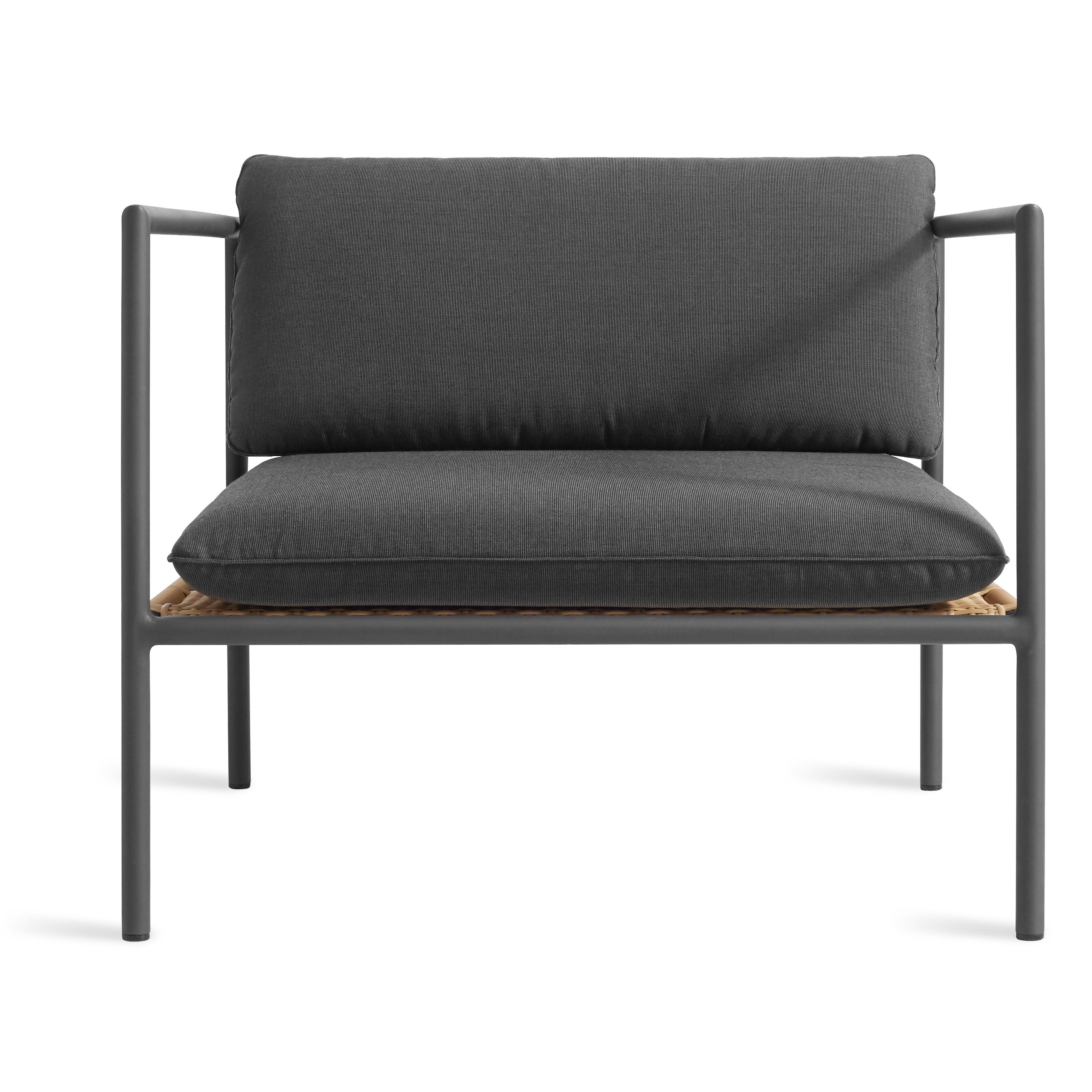 Dog Days Outdoor Lounge Chair